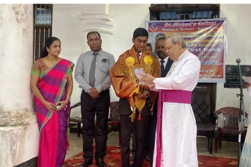 க.பொ.த. உயர்தரப் பரீட்சையில் திறமையை வெளிப்படுத்திய வடக்கு, கிழக்கு மாணவர்கள் (Photos)