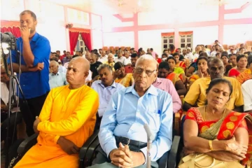 சிங்களமும் தமிழும் ஆட்சி மொழியாக்கப்பட வேண்டும்:சிவசுப்பிரமணியம் பத்மநாதன்(Photos)