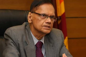 கட்சிதாவல் ஆரம்பம் ;13  எம்பிக்கள் எதிர்க்கட்சியில் அமர தீர்மானம்!