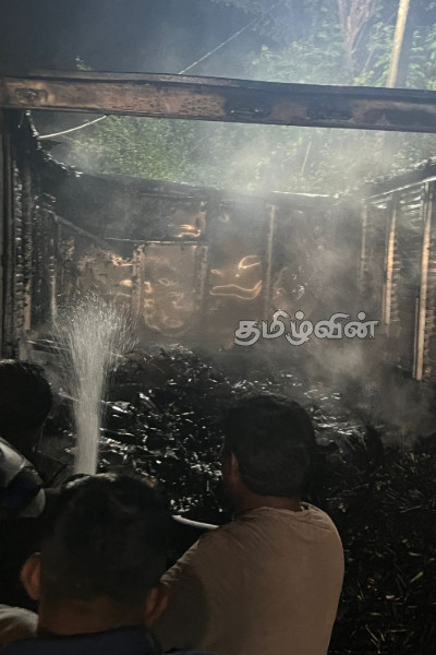 வவுனியாவில் திருவிழாவுக்கு பட்டாசுடன் வந்த வாகனம் தீயில் எரிந்து நாசம்..! | Vavuniya Festival Vehicle Fire Accident