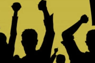 රු. ලක්ෂ 816ක අවුරුදු උත්සවයක් - පිරිසක් වර්ජනයක..