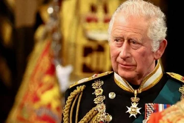 மன்னருக்கு விசுவாசமாக இருப்போம்... உறுதி மொழி ஏற்க உலக மக்களுக்கு அழைப்பு: வெடித்த கடும் எதிர்ப்பு