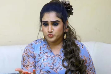 வனிதா வெளியிட்ட ஒற்றை புகைப்படம்: எதற்காக இந்த பொழப்பு? நீங்களாச்சும் டிஎன்ஏ டெஸ்ட் எடுங்க! வறுத்தெடுக்கும் ரசிகர்கள்