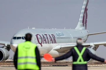 விமானத்தில் உயிரிழந்த பயணியின் உடலுடன் நான்கு மணிநேரம் பயணம்; தம்பதியினர் வேதனை