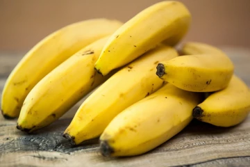 வாழைப்பழத்தை தினமும் சாப்பிட்டால் என்ன நடக்கும் தெரியுமா?