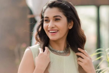 டாப் நடிகைகளை பின்னுக்கு தள்ளும் பிரியா பவானி சங்கர்.. 35 நாட்களில் இத்தனை படங்களா!