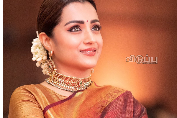 மறைமுகமாக சாதிப்பெயரை கூறிய நடிகை திரிஷா!! பெரியவிசயமாக்கிய நெட்டிசன்கள்.. | Trisha Mention Her Caste For Which Food Like