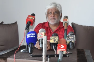 சிறந்த கிரிக்கெட் வீரர்கள் இருந்தும் நிர்வாகத்தில் ஊழல்வாதிகள் உள்ளதால் கிரிக்கெட் அணி பாரிய வீழ்ச்சியை கண்டுவருகின்றது - அர்ஜுன ரணதுங்க