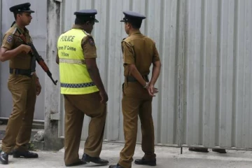 யாழில் பயங்கரமான ஆயுதத்துடன் சந்தேக நபர் ஒருவரை கைது செய்த பொலிஸார்!