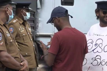 கொழும்பு ஆர்ப்பாட்டத்தில் குழப்பத்தை ஏற்படுத்திய நபர்