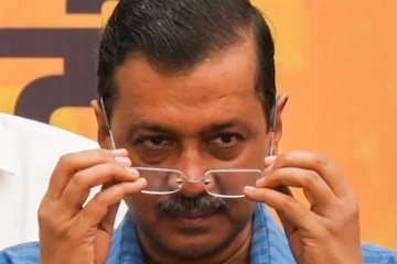 முதல்வர் பதவியை கெஜ்ரிவால் ராஜினாமா செய்வது ஏன்? பின்னணி என்ன?