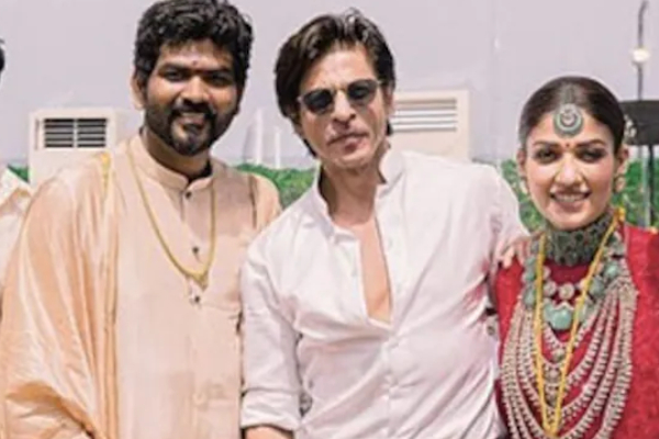 நயன்தாராவிடம் ஜாக்கிரதையா இருங்க.. விக்னேஷ் சிவனை எச்சரித்த ஷாருக்கான் | Vignesh Shivan Beware Shahrukh Warns On Nayanthara