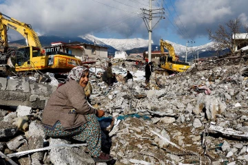 துருக்கி- சிரியாவில் நிலநடுக்கம்; அச்சத்தை ஏற்படுத்திய பலி எண்ணிக்கை!