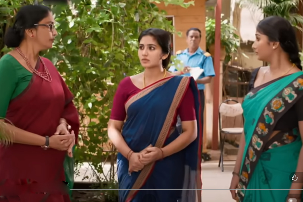 Singappenne: திருமணமான ஒரே நாளில் மீண்டும் புயலாக வந்து நின்ற ஆனந்தி... ஆடிப்போன வார்டன் | Singappenne Anandhi Rejoin Company Singappenne: திருமணமான ஒரே நாளில் மீண்டும் புயலாக வந்து நின்ற ஆனந்தி... ஆடிப்போன வார்டன் | Singappenne Anandhi Rejoin Company