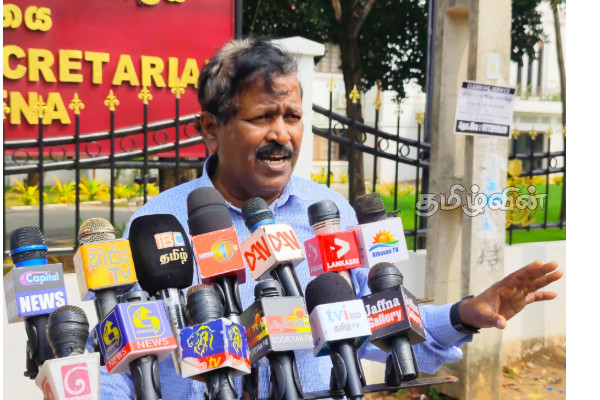 விடுதலை புலிகளின் காலத்தில் இந்திய கடற்றொழிலாளர்களின் அத்துமீறல்.. ரவிகரன் எம்பி வெளியிட்ட தகவல் | Indian Fishermen Illeagal Activities In Sri Lanka விடுதலை புலிகளின் காலத்தில் இந்திய கடற்றொழிலாளர்களின் அத்துமீறல்.. ரவிகரன் எம்பி வெளியிட்ட தகவல் | Indian Fishermen Illeagal Activities In Sri Lanka