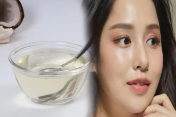 கண்ணாடி போல ஜொலிக்கும் சருமம் வேண்டுமா? தேங்காய் எண்ணெயில் இதை கலந்து பூசுங்க