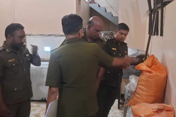 பரிசோதனைகளால் உணவகங்களுக்கு ஏற்பட்டுள்ள சிக்கல்: செய்திகளின் தொகுப்பு