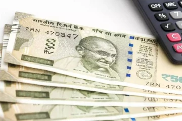 SBI 3 வருட FD -ல் ரூ.3 லட்சம் முதலீடு செய்தால்.., திரும்ப கிடைக்கும் தொகை எவ்வளவு?