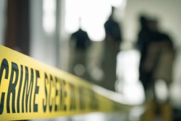 நோயால் பலியான ஆசிரியை ; 4 மாதங்கள் சடலத்தை வைத்து தந்தை செய்த செயல்