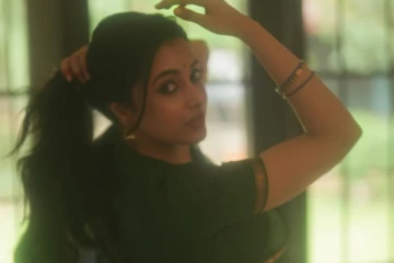 ஹோம்லி லுக்கில் அசத்தும் நடிகை பிரியங்கா மோகன்.. சேலையில் அழகிய ஸ்டில்கள்