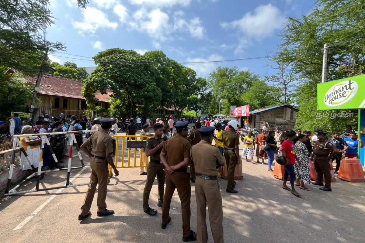 துப்பாக்கிகளை கையாளத் தெரியாத ஆயிரக்கணக்கான சிறை அதிகாரிகள்! வெளிவரும் தகவல்கள் | Prison Officers Who Don T Know How To Handle Guns துப்பாக்கிகளை கையாளத் தெரியாத ஆயிரக்கணக்கான சிறை அதிகாரிகள்! வெளிவரும் தகவல்கள் | Prison Officers Who Don T Know How To Handle Guns