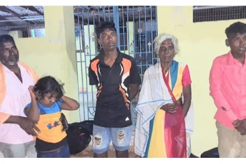 நாட்டில் தொடரும் பொருளாதார நெருக்கடி : ஒரே குடும்பத்தை சேர்ந்த 5 பேர் தமிழகத்தில் தஞ்சம் (photos)