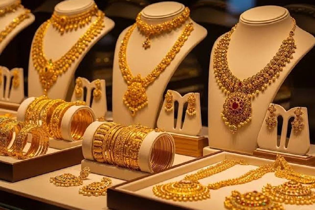 தங்கம் - வெள்ளி விலையில் மீண்டும் சரிவு! இன்றைய விலை நிலவரம் | Today Sept 29Th Gold And Silver Price In Chennai
