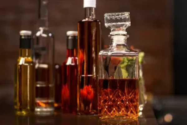 மதுவை முன்பதிவு செய்ய மொபைல் செயலி - எங்கு தெரியுமா? | Mobile App For Alcohol Delivery Delhi Govt