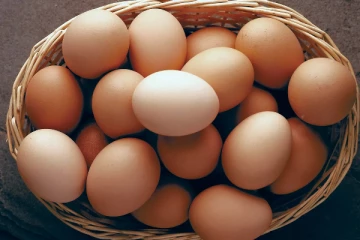 முட்டை விலை குறைகிறது