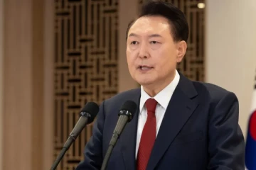 தென்கொரியா ஜனாதிபதி அதிரடியாக கைது