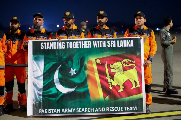 அனர்த்தப் பகுதிகளைப் பார்வையிட வேண்டாம் : விடுக்கப்பட்டுள்ள எச்சரிக்கை | Warns Public To Avoid Visiting Disaster Hit Areas