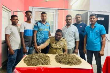 யாழில் கேரள கஞ்சாவுடன் இருவர் கைது (Photos)