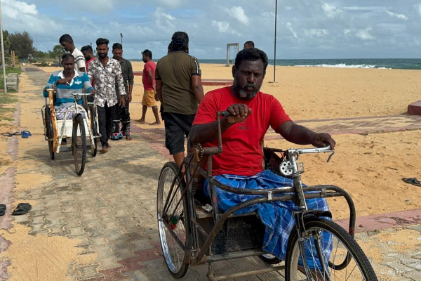 முல்லைத்தீவு கடற்கரையில் மாவீரர்களுக்கு அஞ்சலி | Tribute To Heroes On Mullaitivu Beach