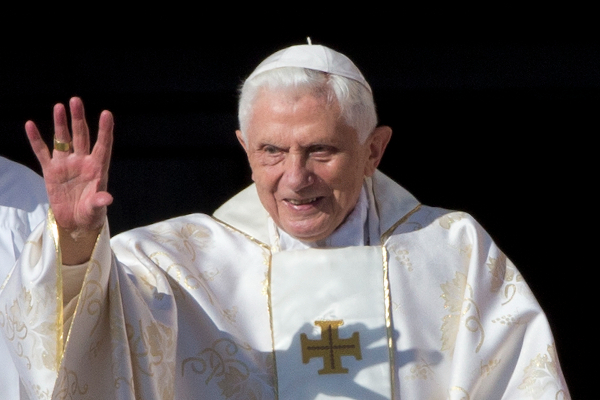 முன்னாள் பாப்பரசர் காலமானார்! | World Pope Benedict Die