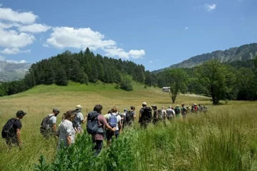 பிரான்சில் மாயமான குழந்தையின் உடல் ’சபிக்கப்பட்ட கிராமத்தில்’ கண்டுபிடிப்பு