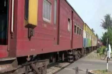 රියදුරන්ට දඬුවම් කලොත් දුම්රිය වර්ජනයක්..