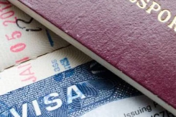 இந்தியாவிலிருந்து வருவோருக்கான விசாவை ரத்து செய்த நாடு..