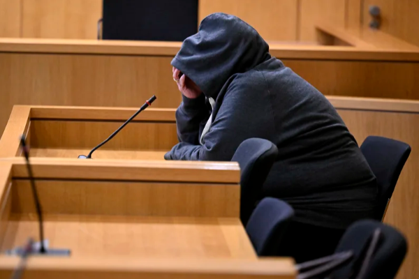 மனைவியை தகாத முறைக்கு உட்படுத்திய நபருக்கு நீதிமன்றம் சிறைத்தண்டனை | Erman Pelicot Case Verdict Latam Intl