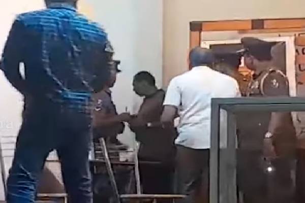 தென்னிலங்கையில் மற்றொரு துப்பாக்கிச் சூடு ; பரிதாபமாக ஒருவர் உயிரிழப்பு | Another Shooting In Southern Sri Lanka One Dead