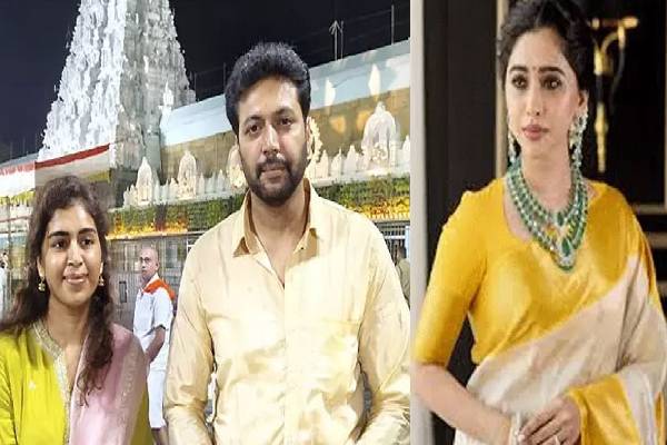 பட்டுபுடவையில் தேவதையாகவே மாறிய ஆர்த்தி ரவி! என்ன விசேஷம்? | Arti Ravi In Grand Saree What The Good News