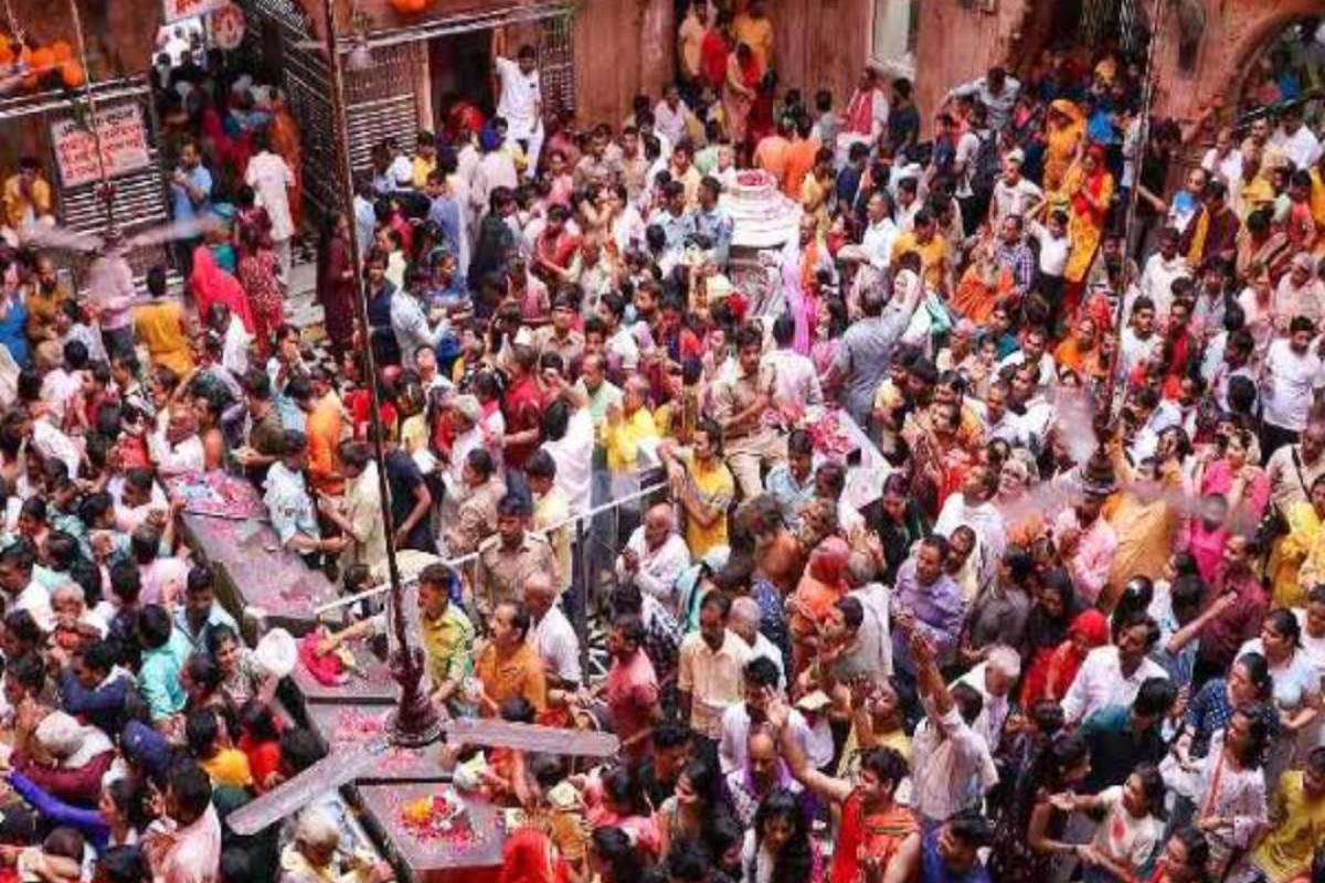 இந்தியாவில் கோவில் கூட்ட நெரிசலில் ஏற்பட்ட விபரீதம்! 7 பேர் பலி - பலர் காயமடைந்து வைத்தியசாலையில் அனுமதி | Bihar Temple Stampede Death