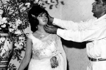 பணக்கார குடும்பம்..பாலியல் தொழிலுக்கு தள்ளப்பட்டு மதுவுக்கு அடிமையாகிய பிரபல நடிகை!! 34 வயதில் மரணம்...