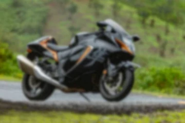 மோட்டார் சைக்கிளை திருடிய நபரின் பெற்றோருக்கு பாராட்டு