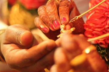 பங்குனி உத்தர திருநாளான இன்று திருமணத்திற்காக காத்திருப்பவர்கள் இதை செய்யுங்கள்