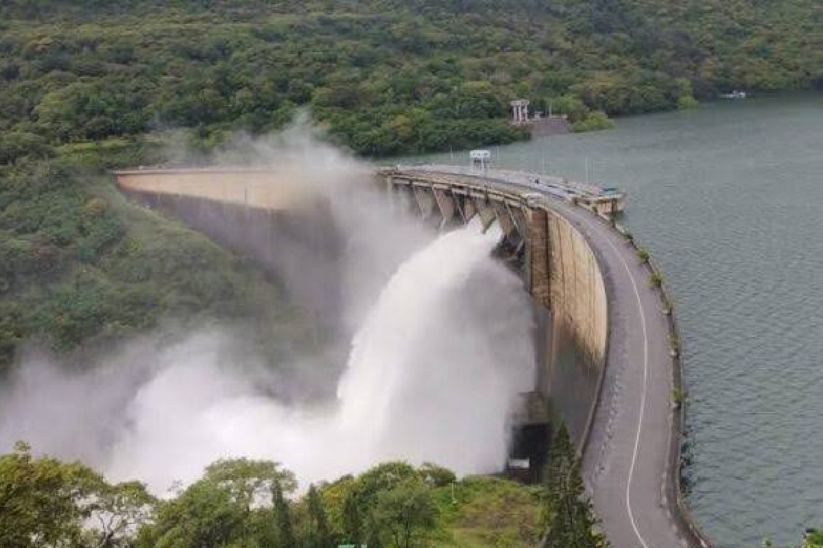 விக்டோரியா நீர்த்தேக்கத்தின் 2 வான் கதவுகள் திறப்பு | Two Spill Gates Opened At Victoria Reservoir
