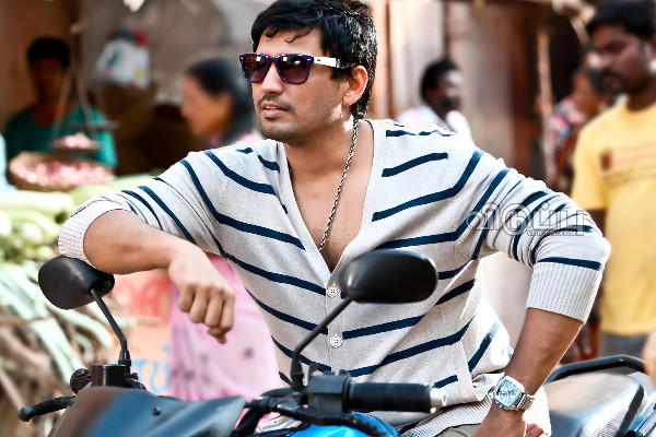 எவ்வளவு காட்டினாலும் 5 நடிகைகளின் வலையில் சிக்காத நடிகர் பிரசாந்த்!! வளைத்து போட நினைத்த அஜித் காதலி | 5 Actresses Wanted To Fall In Love With Prashanth