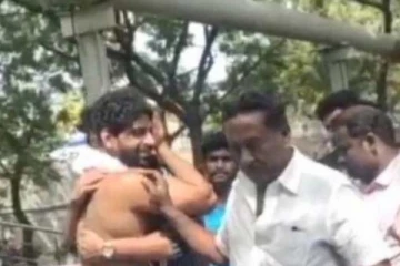 பிக்பாஸ் பாலாஜியின் தந்தை திடீர் மரணம்! கதறியழுத புகைப்படம்.... ஆறுதல் கூறும் ரசிகர்கள்
