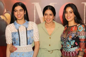 ஸ்ரீதேவியின் இளைய மகளா இப்படி? நீச்சல் உடை போட்டோ வைரல்