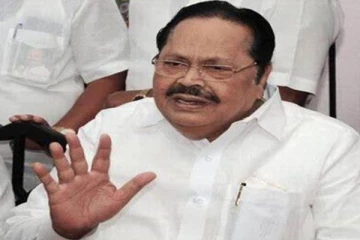 பெண்களுக்கு மாதம் 1000 ரூபாய் தரோம் வாங்கிட்டு சினிமாக்கு போ - அமைச்சர் துரைமுருகன் சர்ச்சை பேச்சு