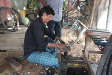 50 ரூபாவிற்கு விற்பனை செய்த உதிரிபாகங்கள் 800 ரூபாவிற்கு கொள்வனவு(Video)